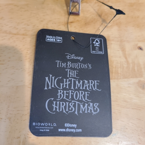 The Nightmare Before Christmas Floral Circle Makeup Bag - Picture 11 of 14